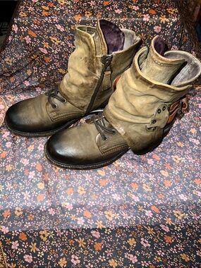 AS98 SIMON SLOUCH COMBAT BOOTS (38/8-8.5)